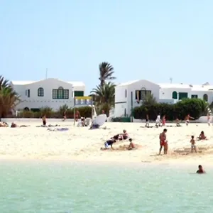 Lagos Cotillo